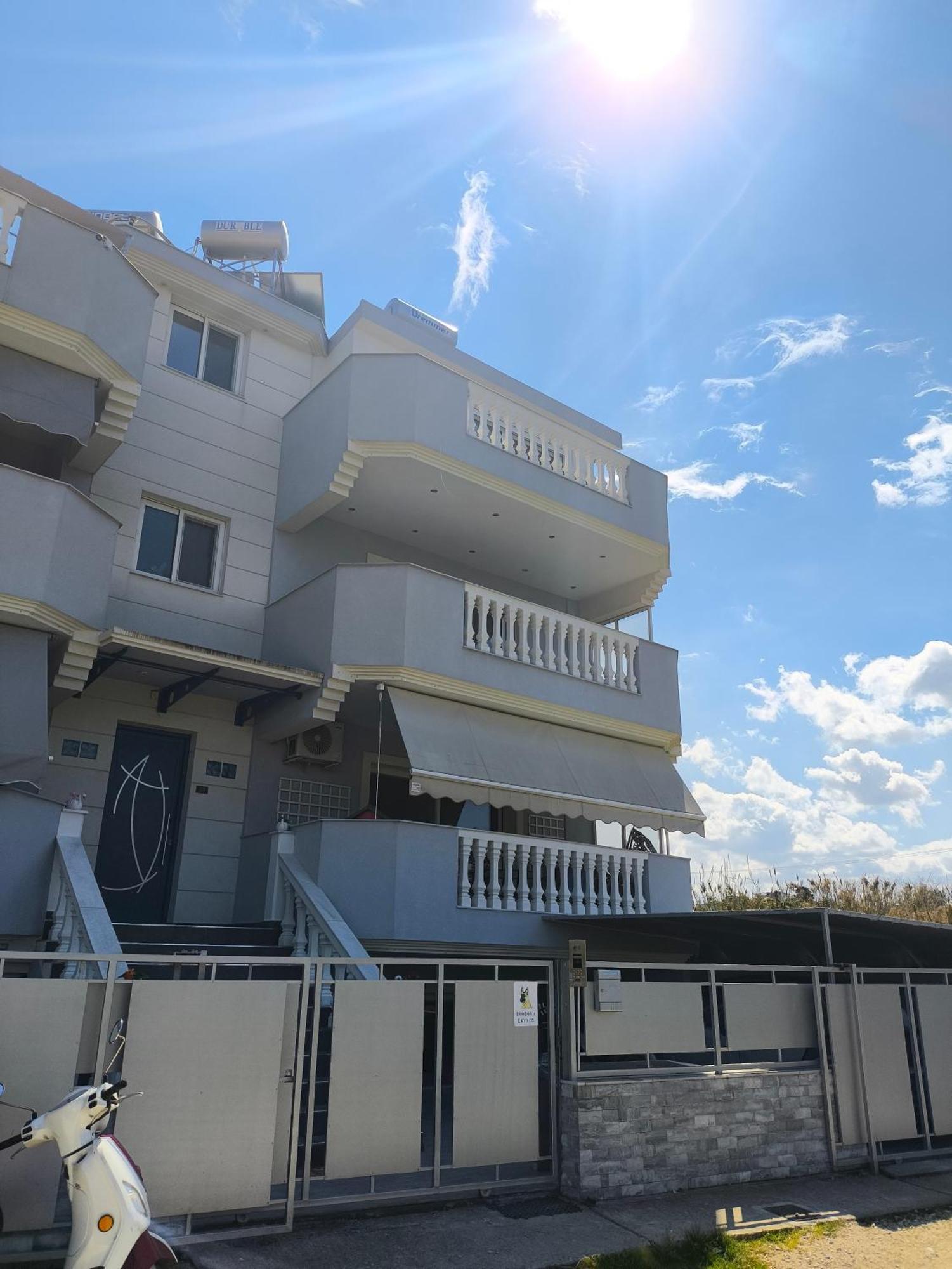 Apartment Patra Greece エクステリア 写真